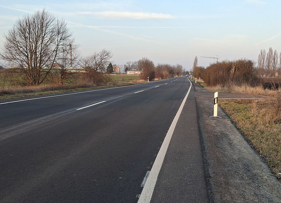 Landstraße oihne Radweg
